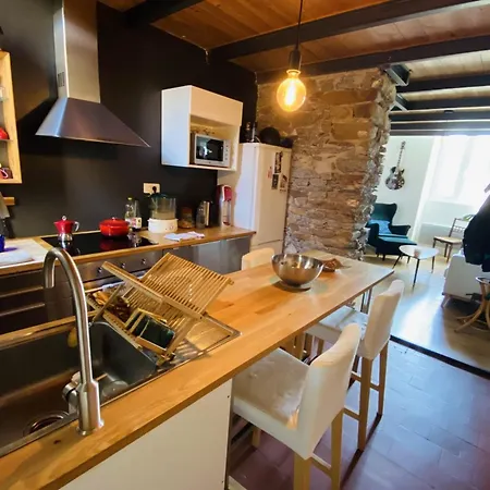 Romantic Getaway In The Heart Of شقة